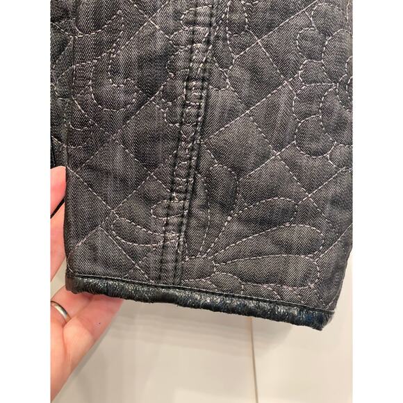 Chico's Charcoal  Black Floral Quilted Jacket Blazer 3/XL Faux Leather accents - Picture 4 of 13